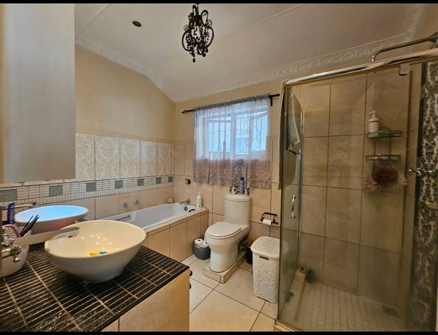 3 BEDROOM FREEHOLD FOR SALE IN WESTVILLE